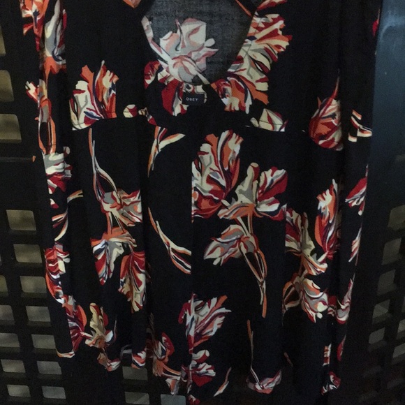 OBEY ROMPER - Picture 4 of 6